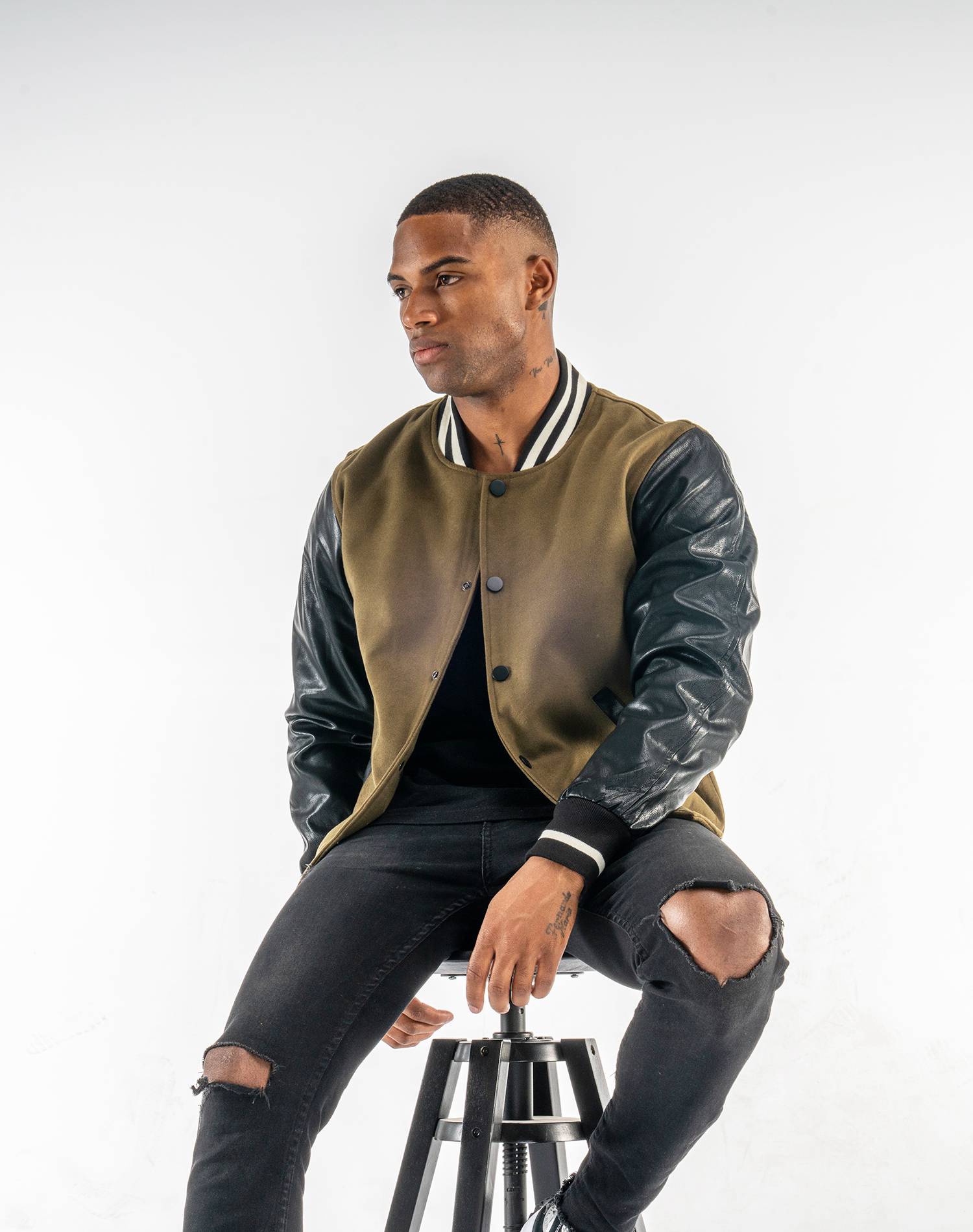 Chaqueta bomber de paño con manga de polipiel para hombreAbrigos / ChaquetasVerdeS