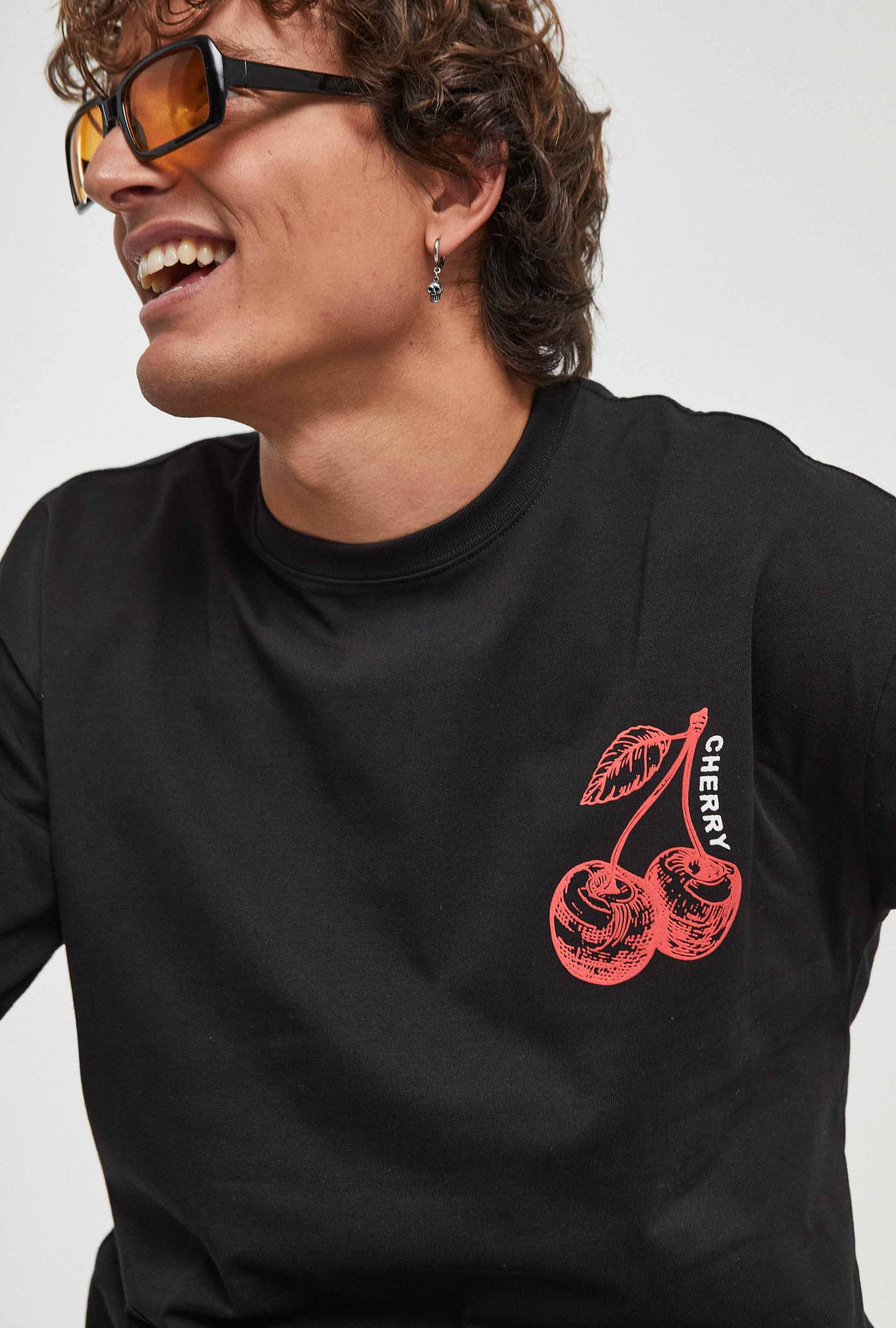 camiseta algodón pesado 230g hombre con letras serigrafiadas