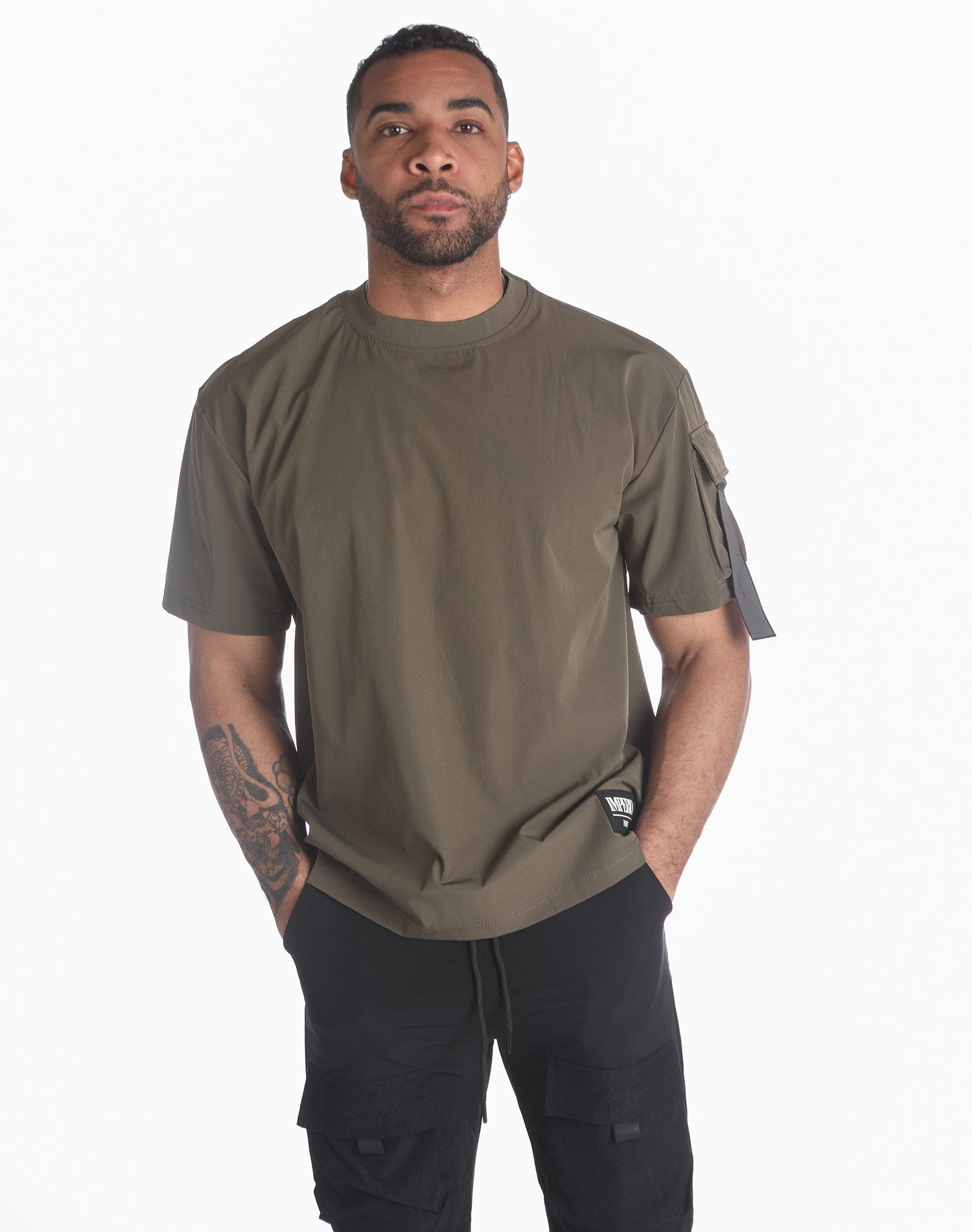 Camiseta de bolsillo lateral
