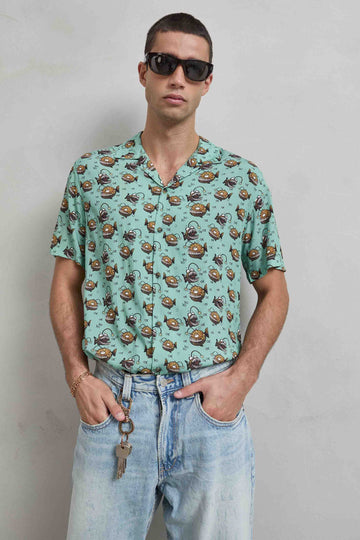Camisa Hawaiana de Anglerfish y Pirana – Estilo Tropical con Diseño Exclusivo, 100% Viscosa