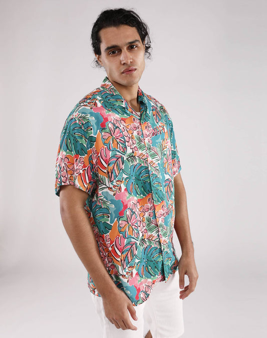 Camisa hawaiana de hojas