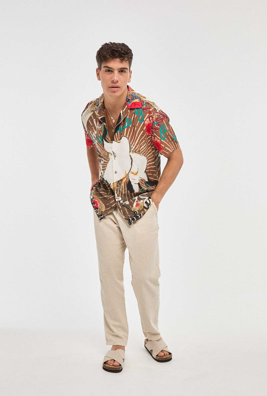 Camisa hawaiana camel con estampado de grulla