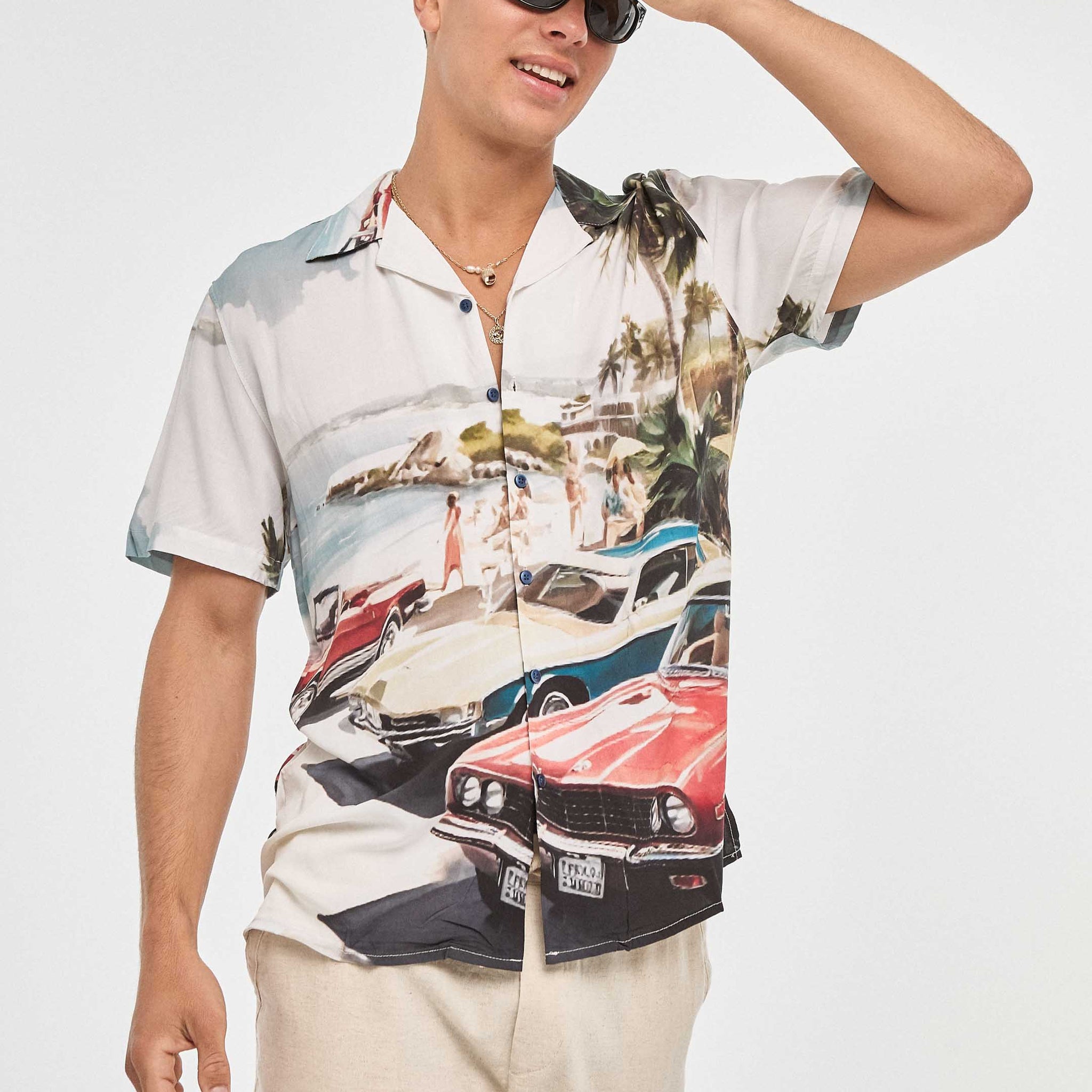 Camisa hawaiana blanca cubana años 90s