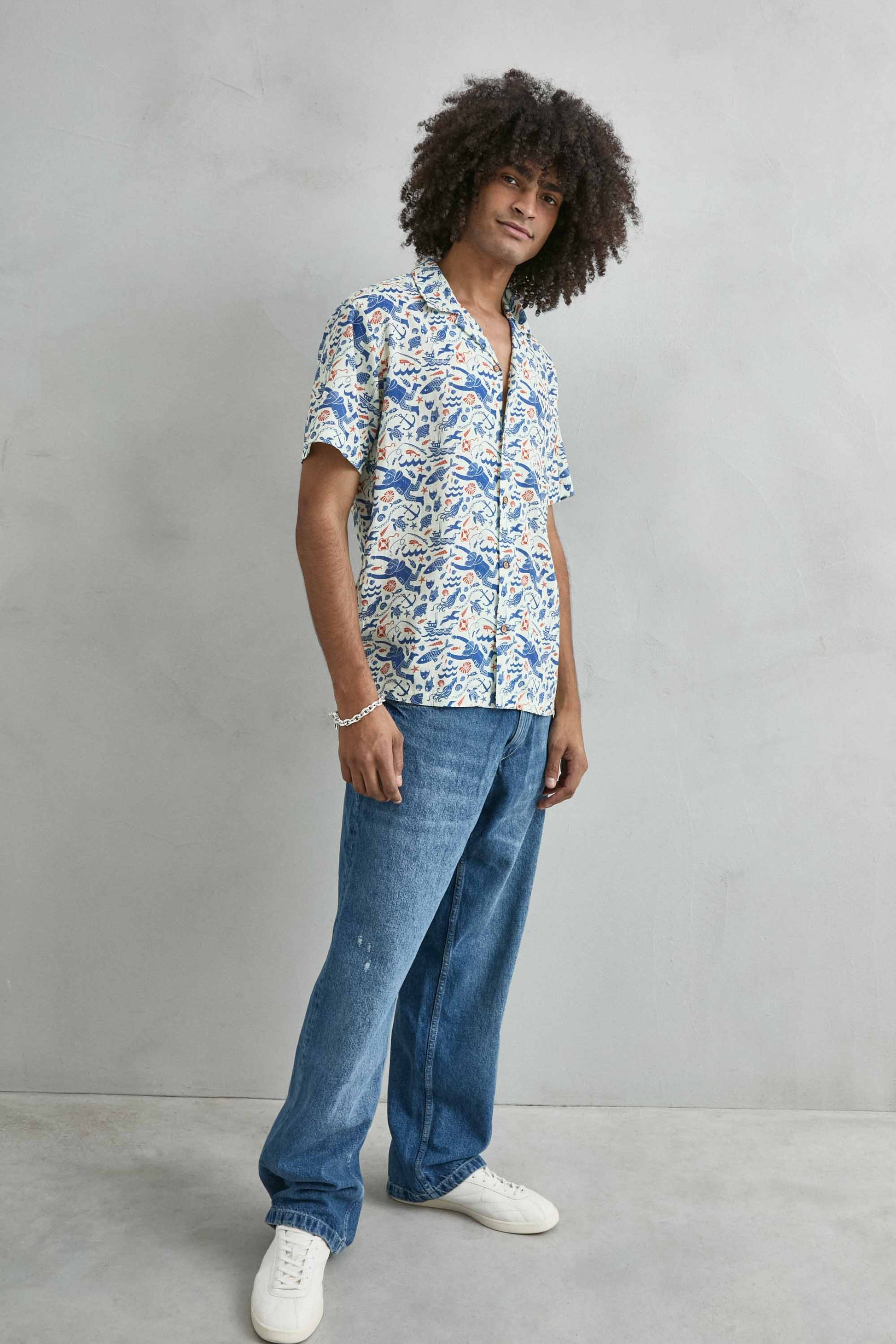 Tela 100% algodón suave y transpirable camisa blanca
