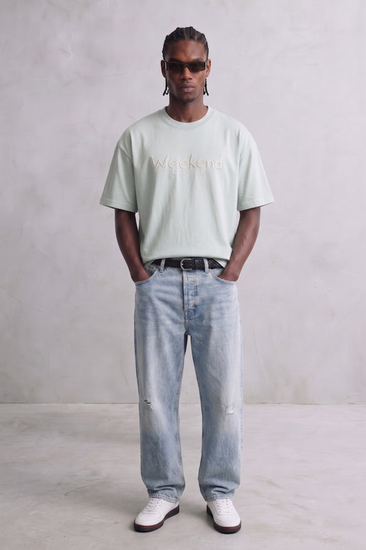 Camiseta oversize verde menta clara Weekend, vista de cuerpo entero.