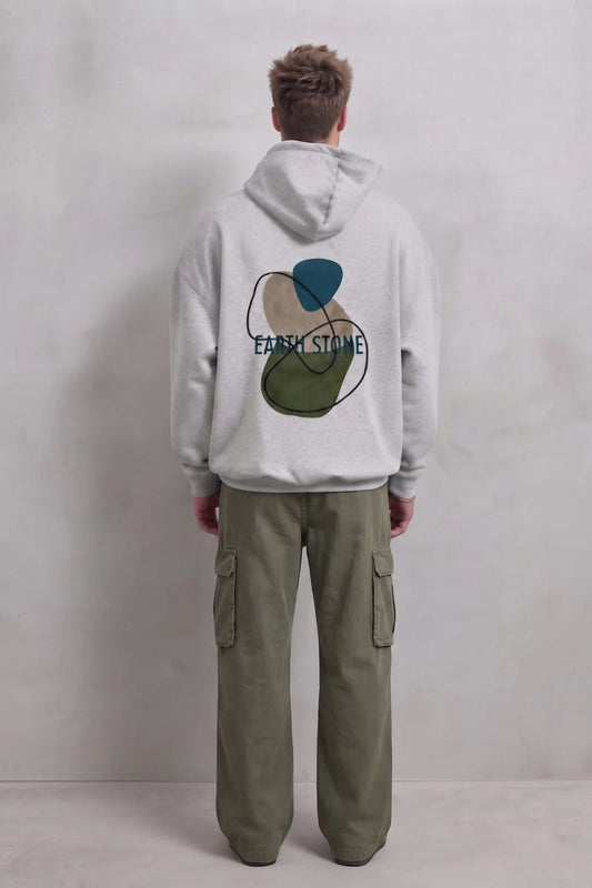 Vista trasera de sudadera gris Earth Stone con formas abstractas azules, beige y verdes