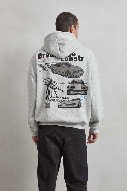 Sudadera gris jaspe con autos noventeros y texto BREAK FREEE CONSTR en la espalda