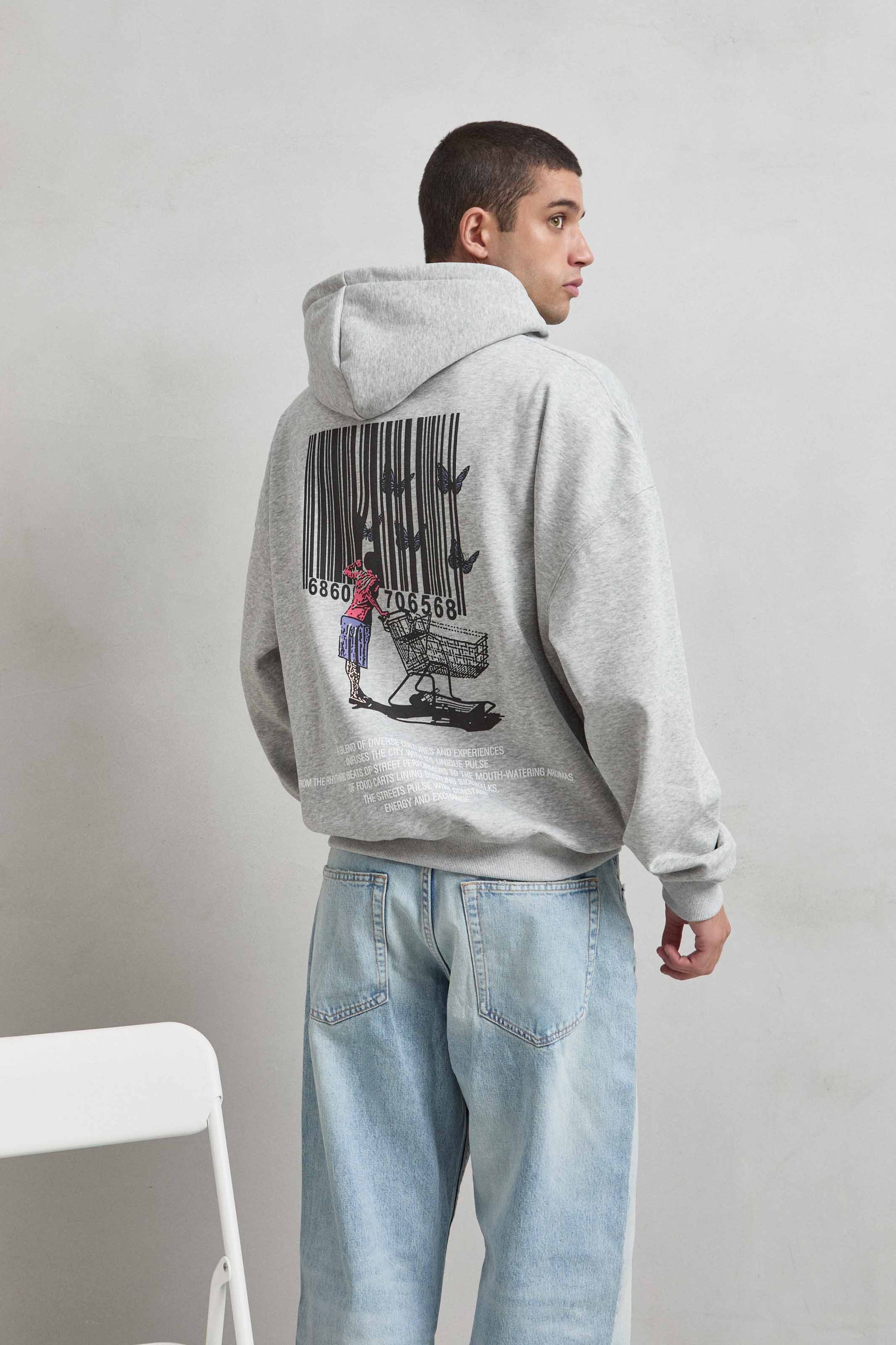 Sudadera gris jaspe con gráfico trasero de código de barras