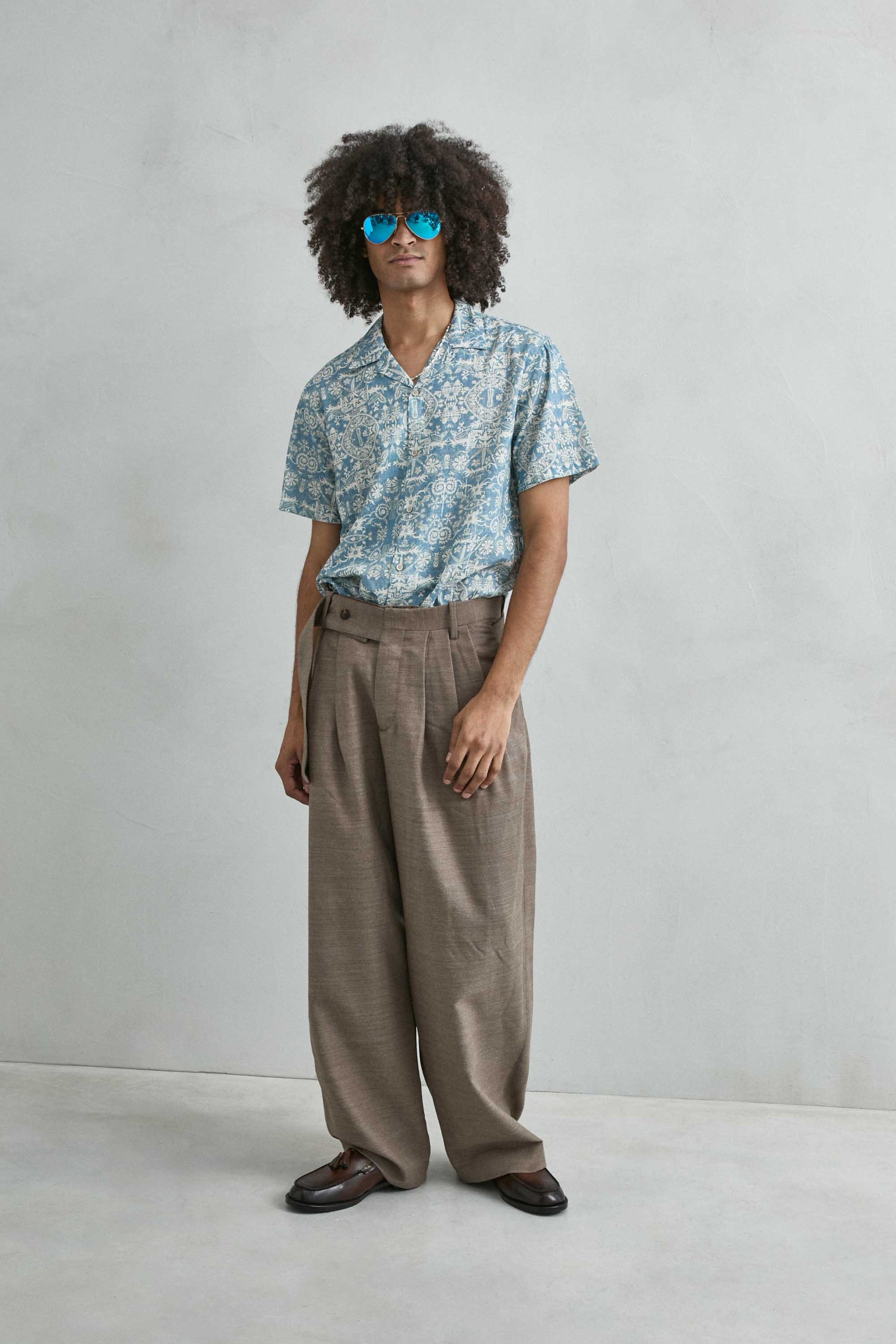 Tejido algodón 100% camisa hawaiana azul cielo transpirable