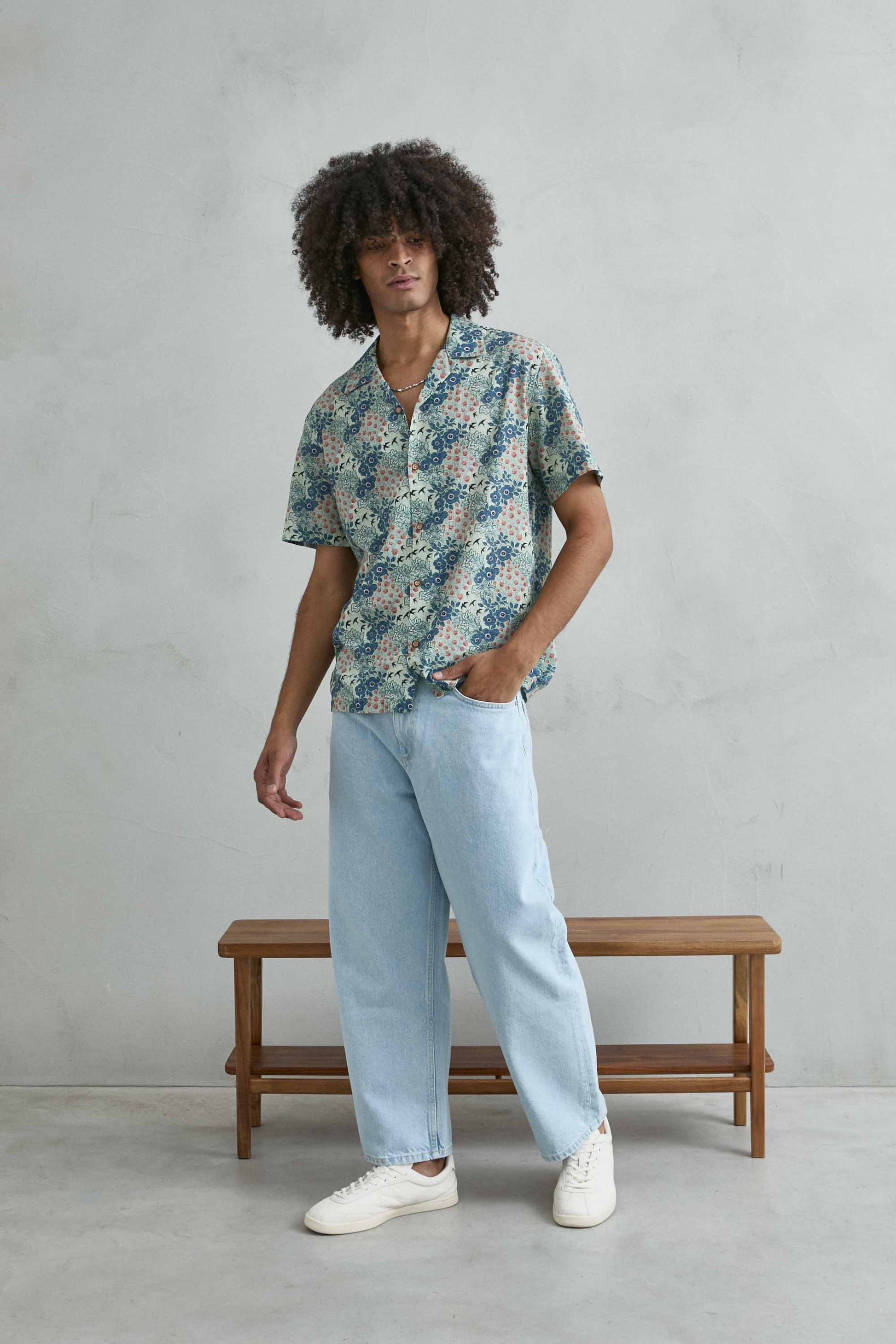Tejido 100% algodón de camisa hawaiana azul claro transpirable