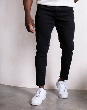 Vaquero slim fit negro