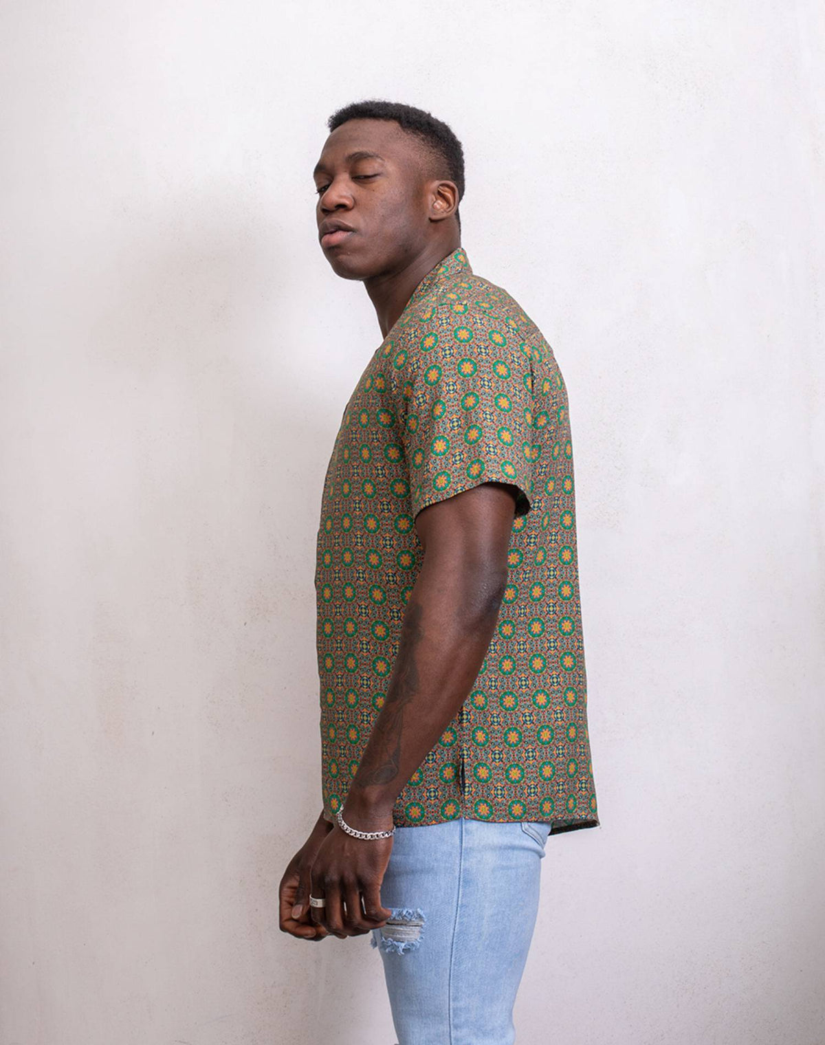 Camisa hawaiana geometrica verdeCamisas manga cortaBlancoS
