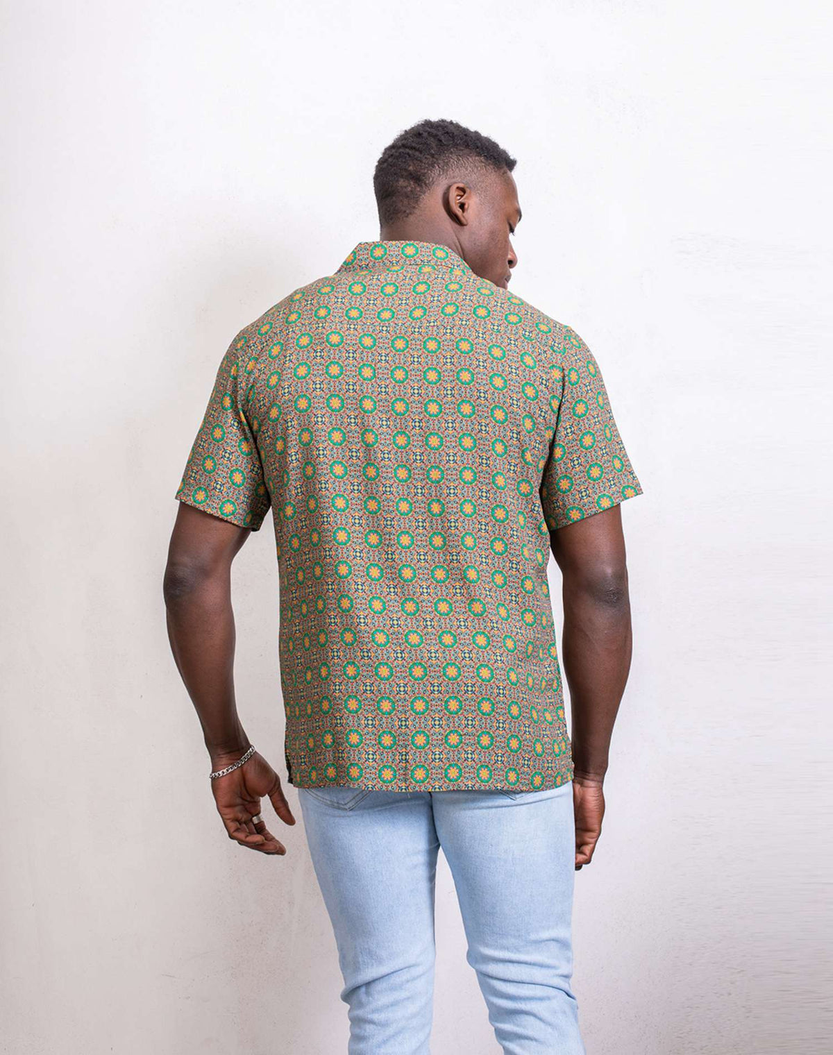 Camisa hawaiana geometrica verdeCamisas manga cortaBlancoS