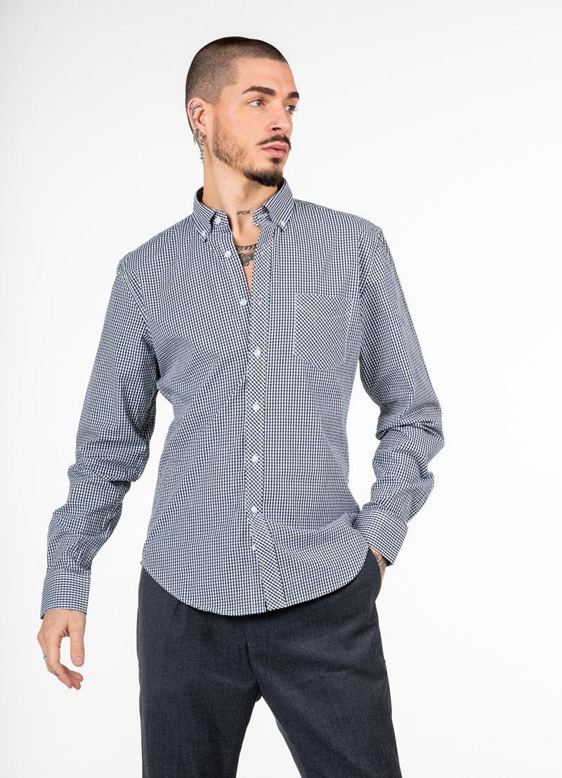 Camisa azul marino de cuadros pequeños con bolsilloCamisas manga largaAzul marinoS