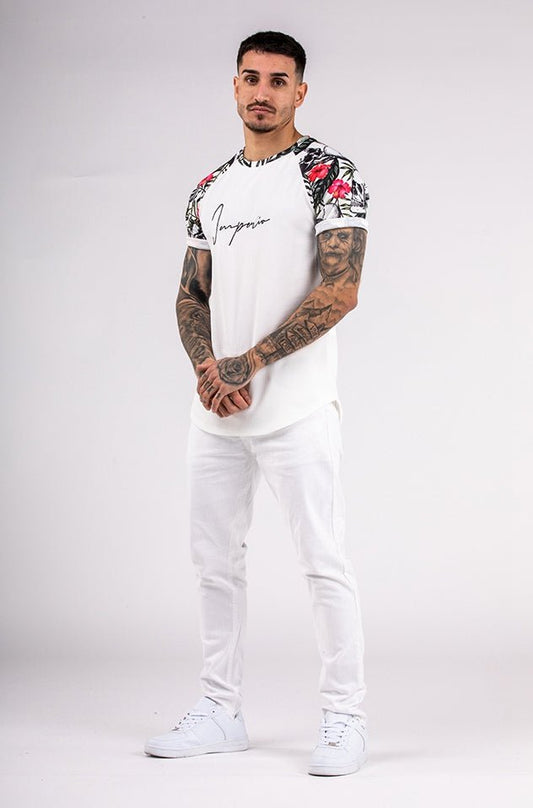 Camiseta imperio de calaveras y flores en el hombroCamisetas manga cortaBlancoS
