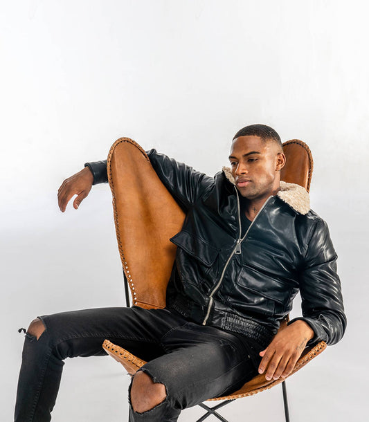 Chaqueta polipiel estilo aviador con borrego en el cuelloAbrigos / ChaquetasNegroS