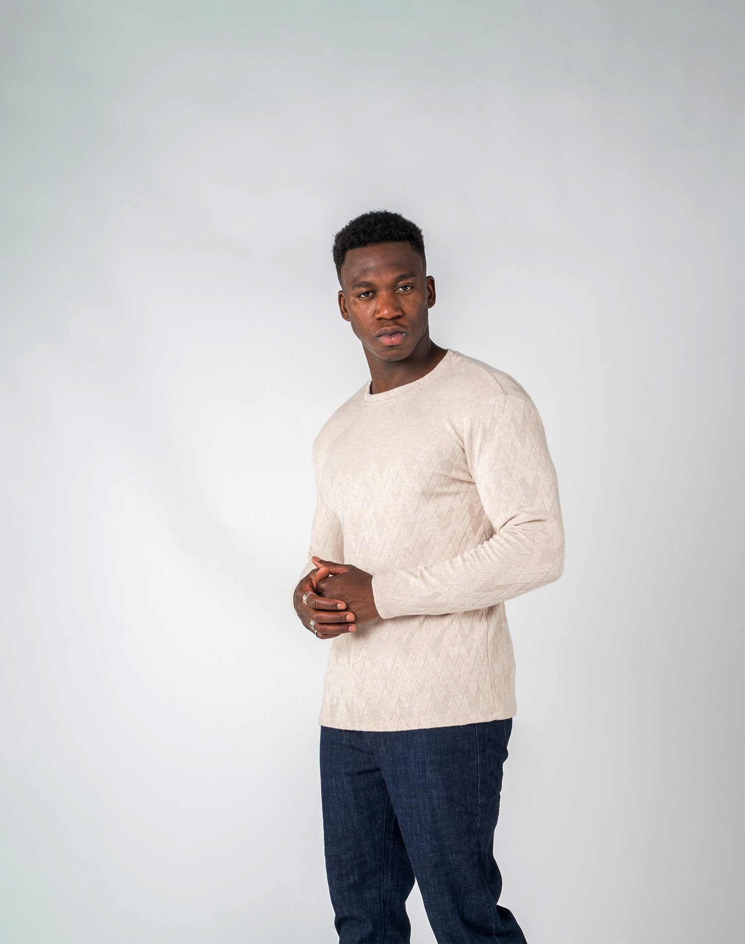 Jersey de viscosa con forma de VJerseisBeisS