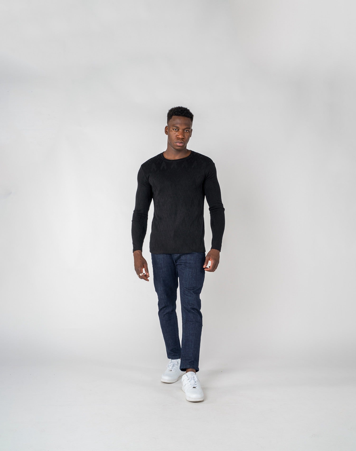 Jersey de viscosa con forma de VJerseisNegroS
