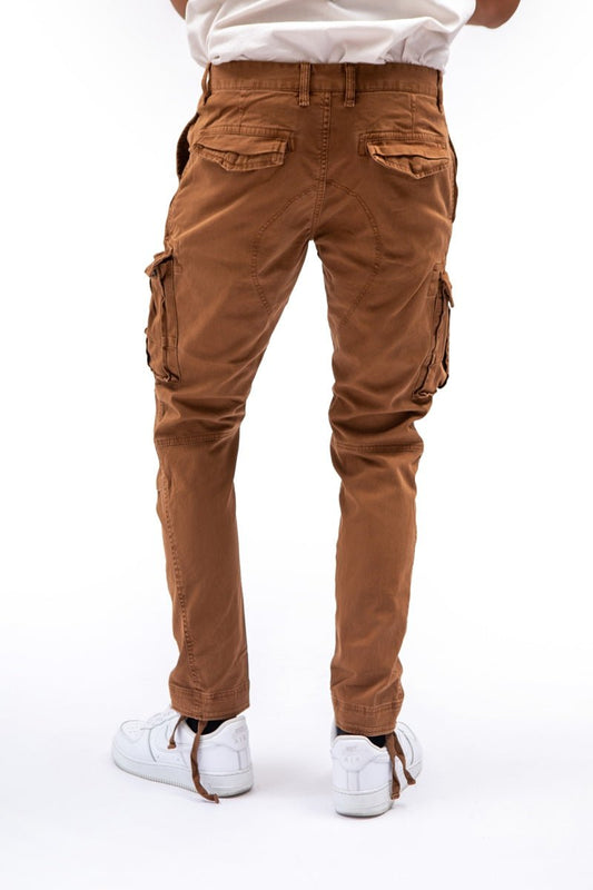 Pantalón cargo camel con ajuste en tobilloPantalones largosCamel40